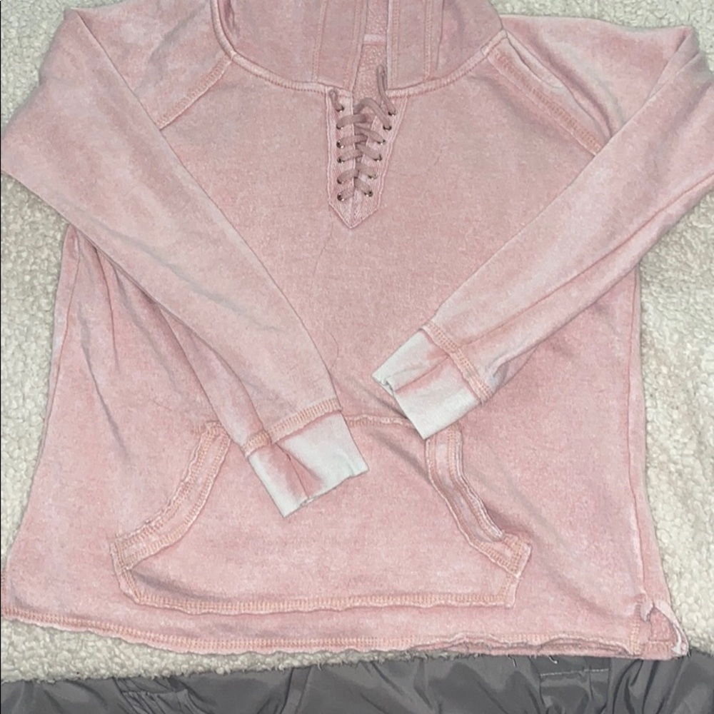 Lightweight sweatshirt